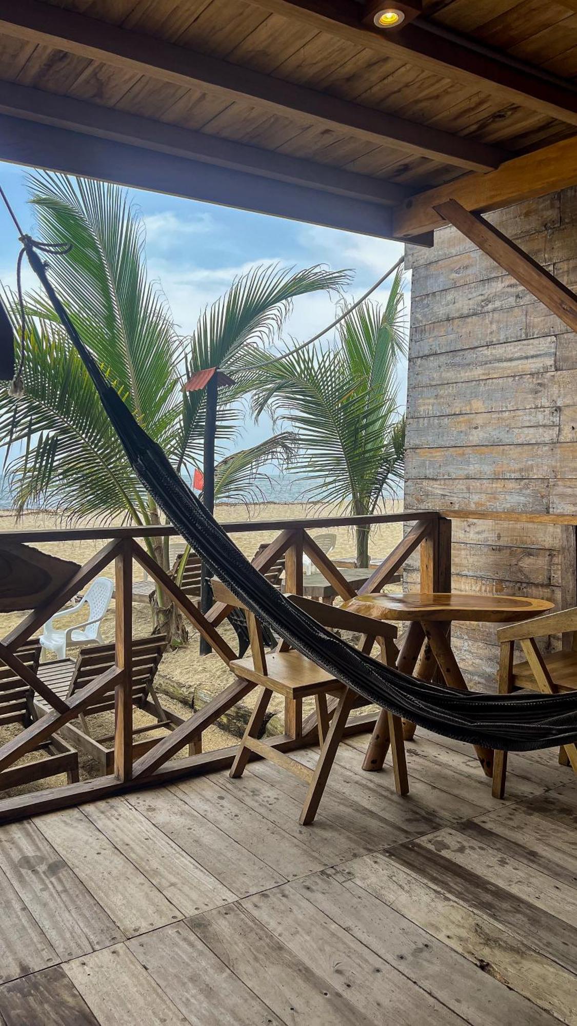 Hostal Mocambo Beach Guachaca Esterno foto