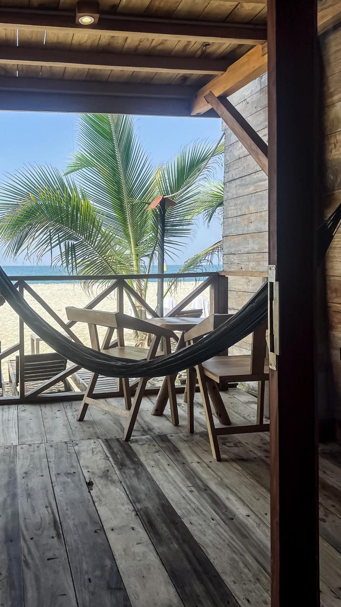 Hostal Mocambo Beach Guachaca Esterno foto