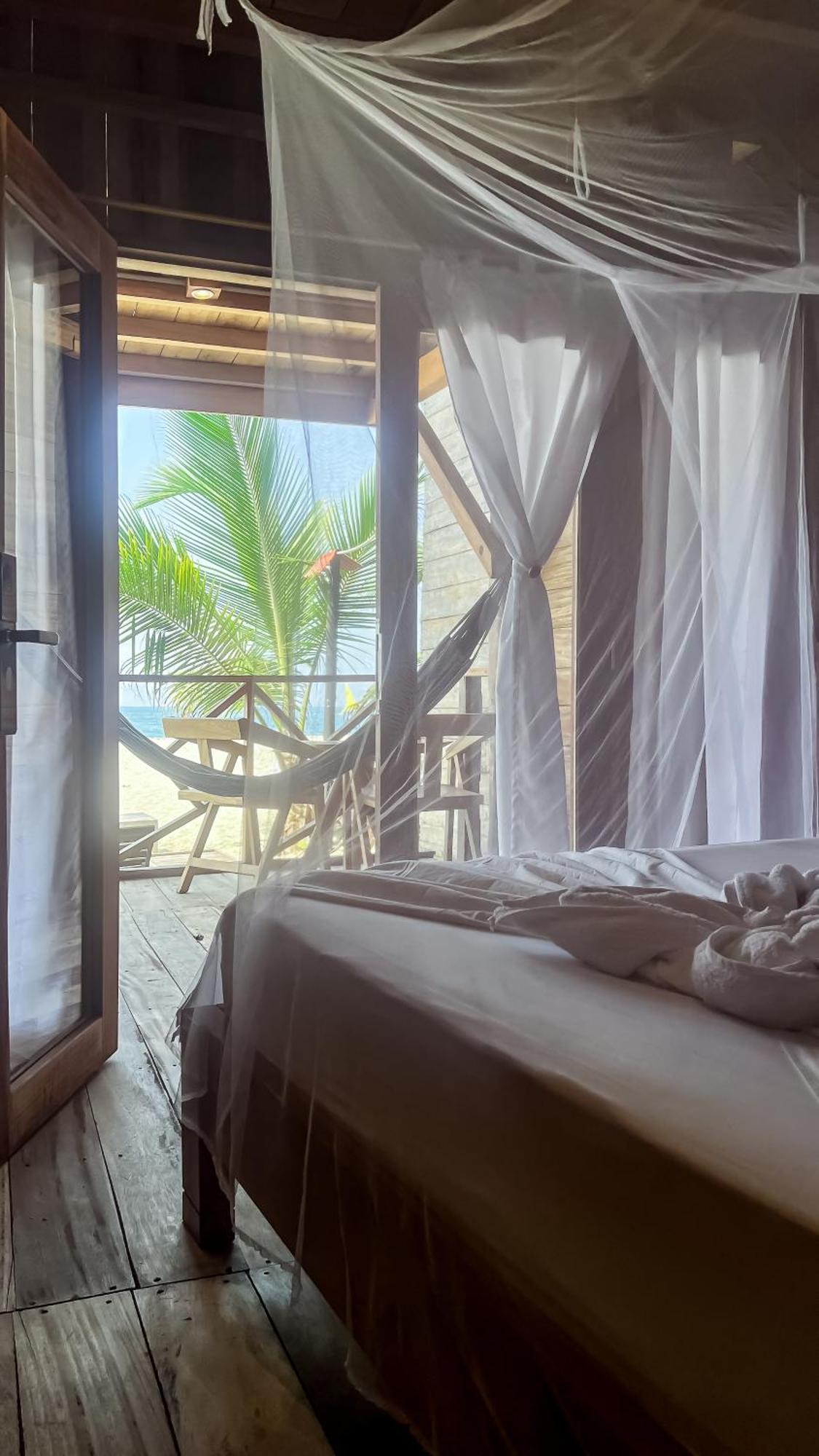 Hostal Mocambo Beach Guachaca Esterno foto